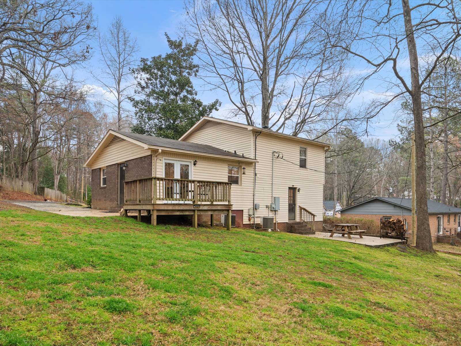 613 Lynn St, Waxhaw, NC 28173