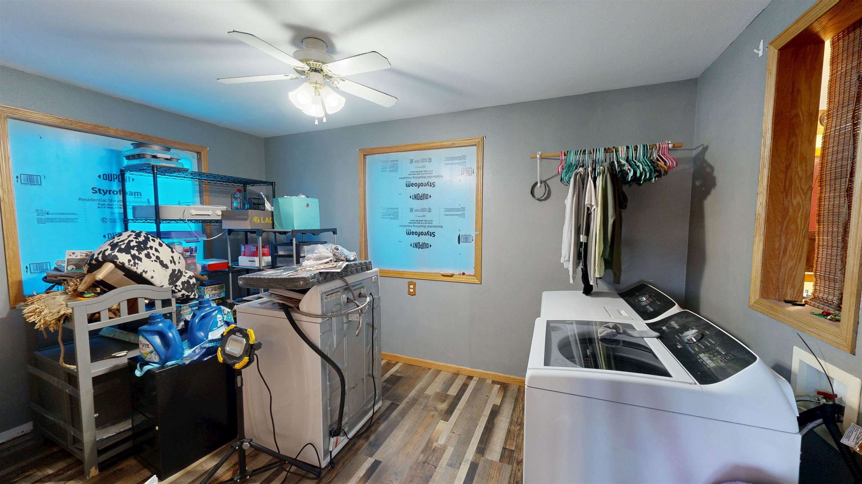 814 S 2nd St, Guttenberg, IA 52052