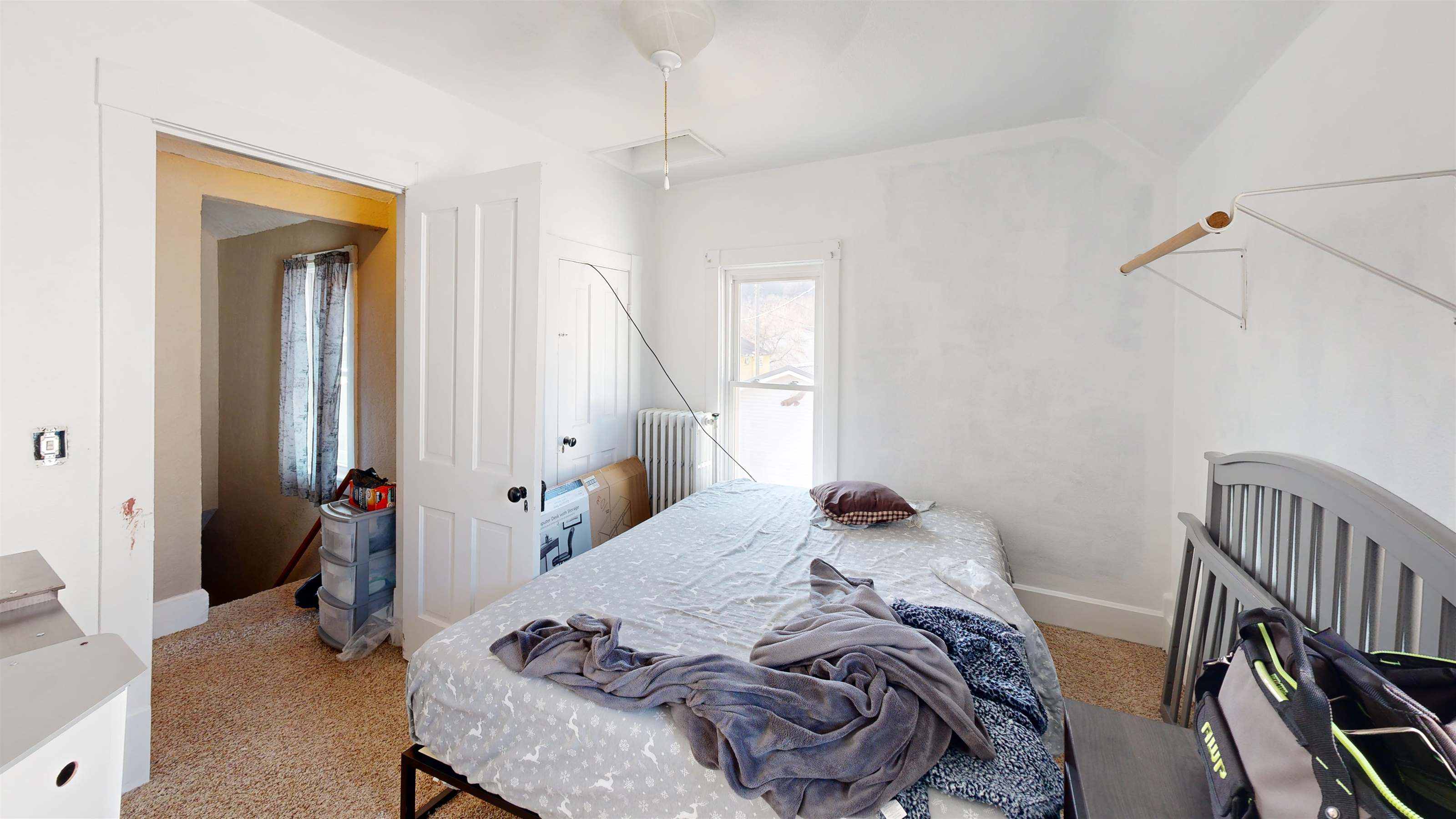 814 S 2nd St, Guttenberg, IA 52052