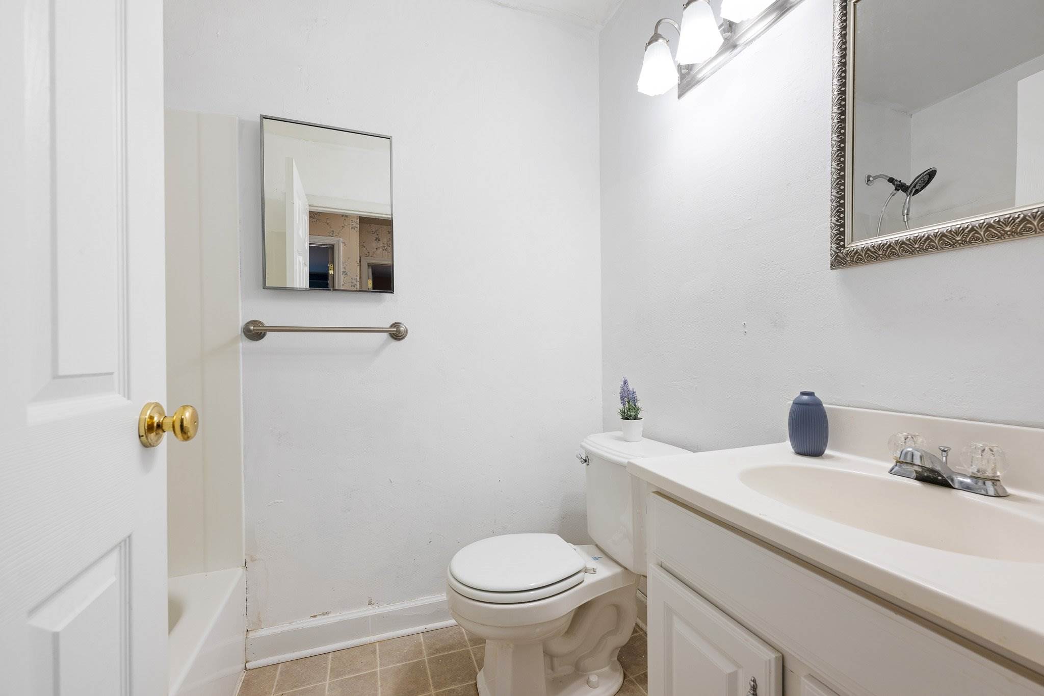 216 Winterberry Drive, Dover, DE 19904