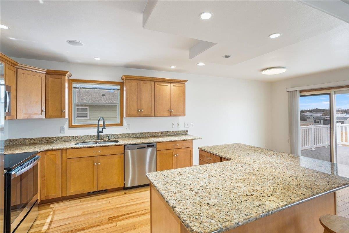 2711 S Wittman Avenue, Marshfield, WI 54449