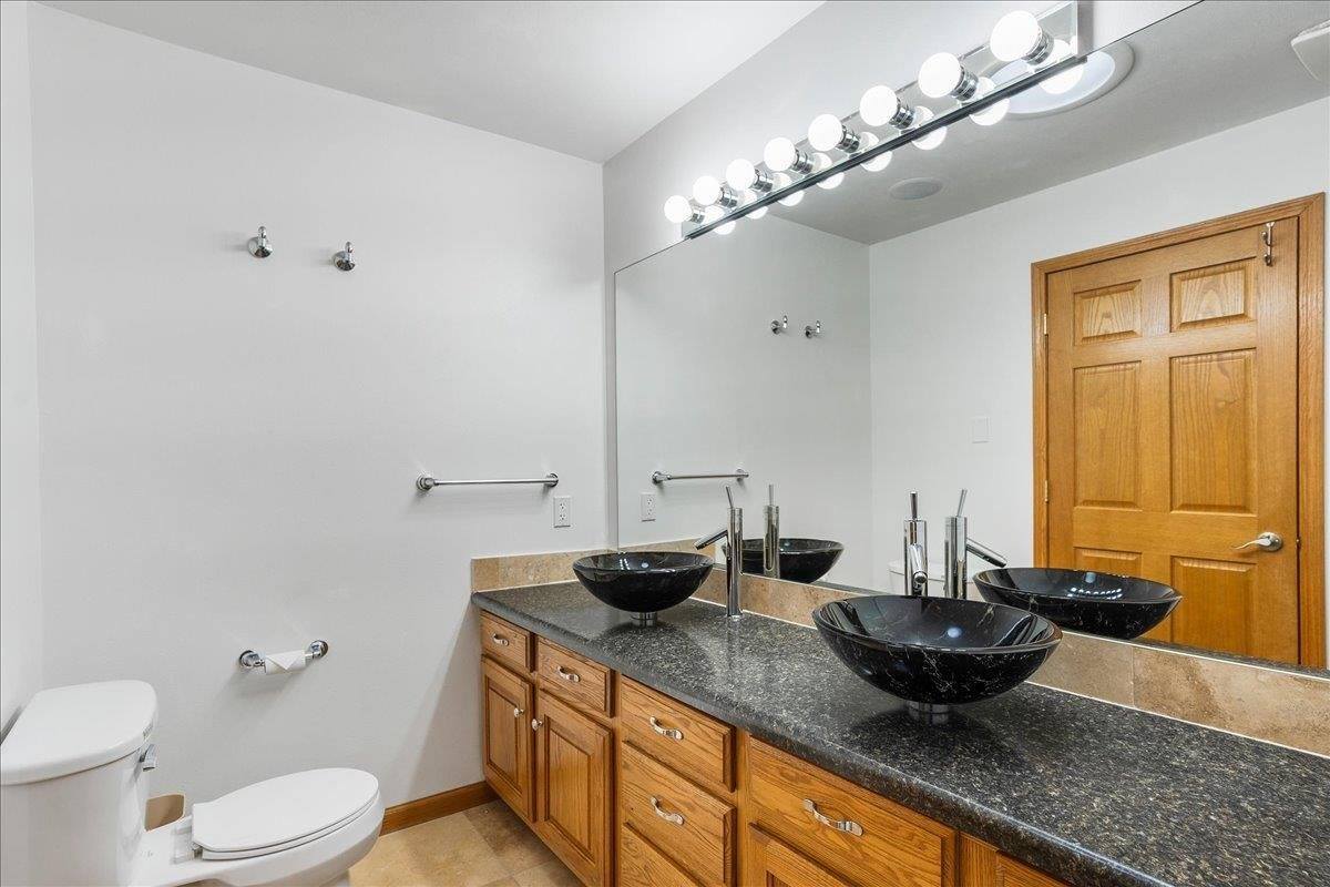 2711 S Wittman Avenue, Marshfield, WI 54449