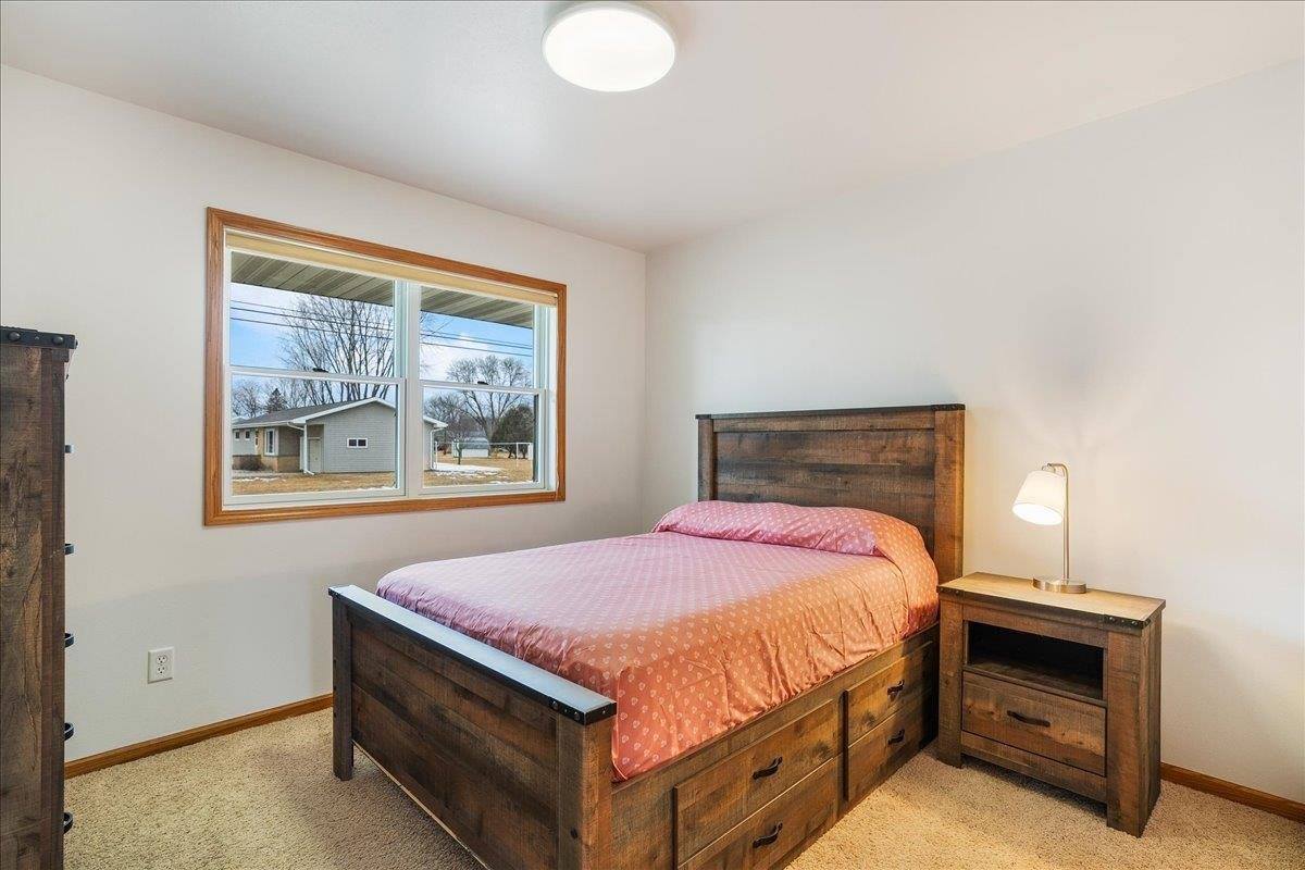 2711 S Wittman Avenue, Marshfield, WI 54449