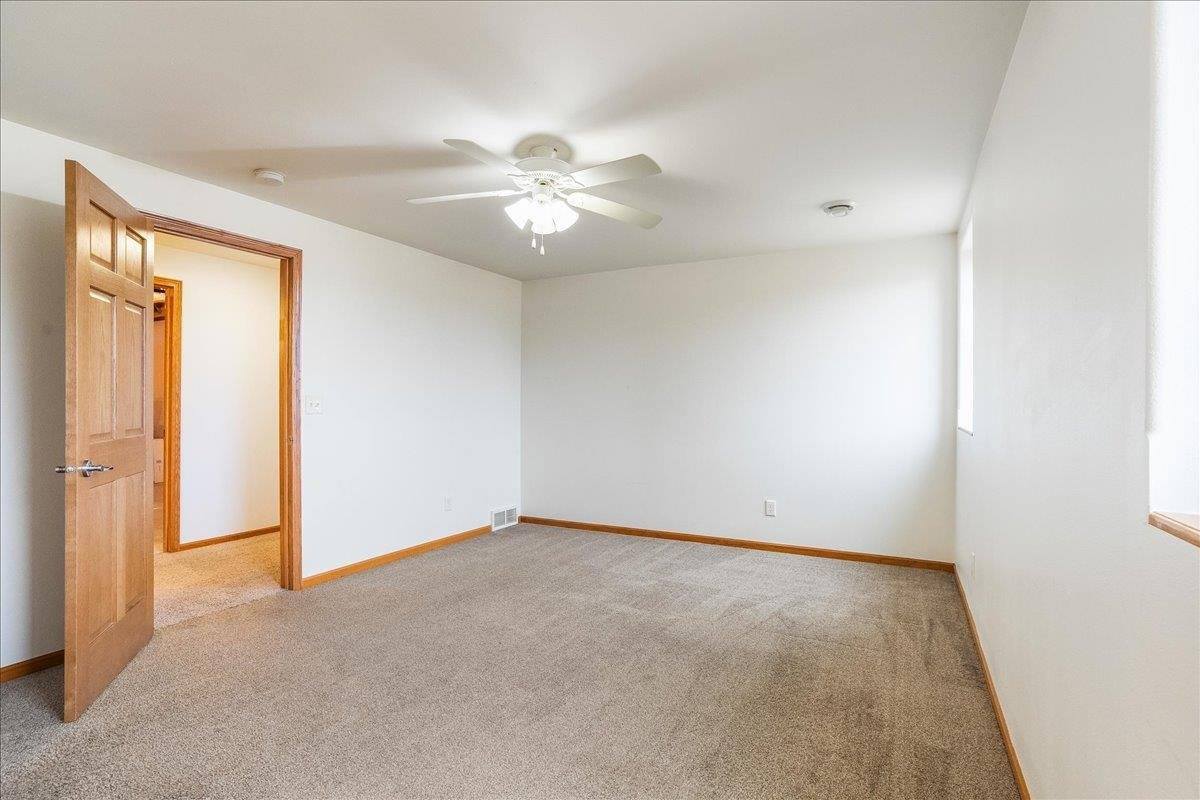 2711 S Wittman Avenue, Marshfield, WI 54449