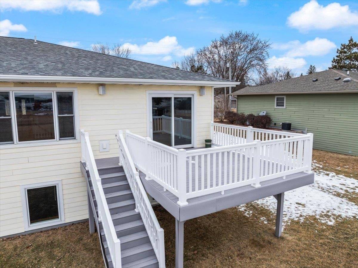 2711 S Wittman Avenue, Marshfield, WI 54449