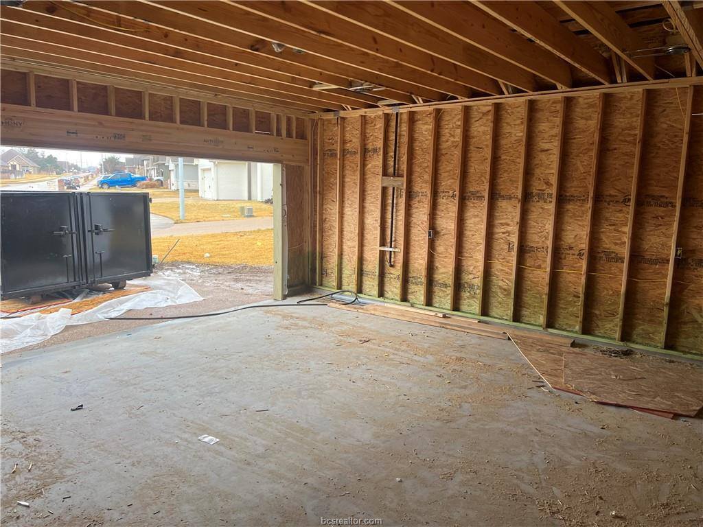 3092 Peterson Way, Bryan, TX 77802