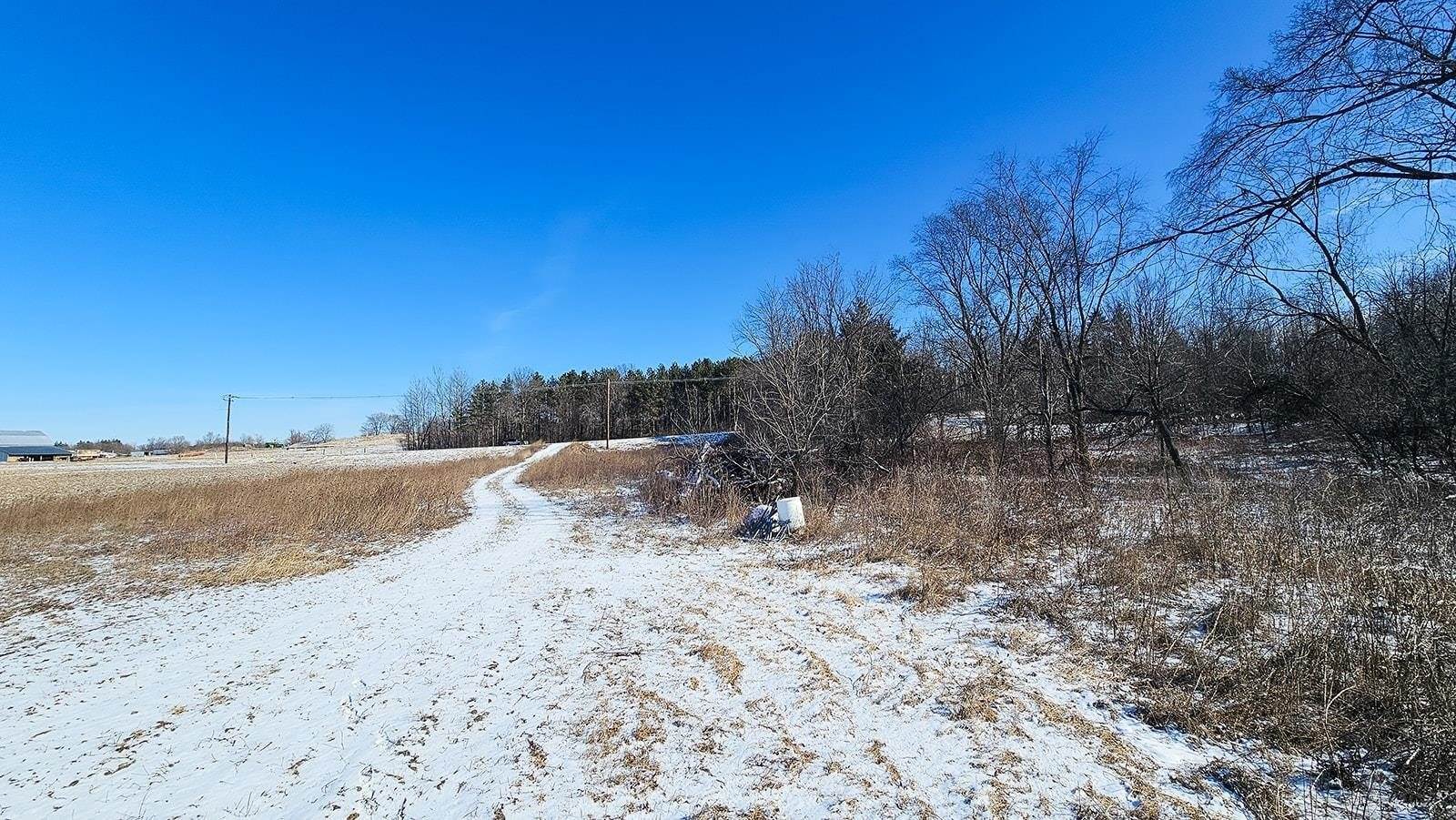 N3912 County Rd S, Plymouth, WI 53073