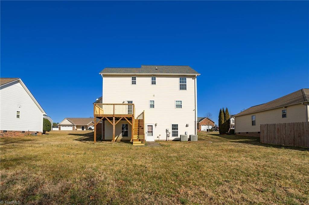 7 Trotters Run, Thomasville, NC 27360