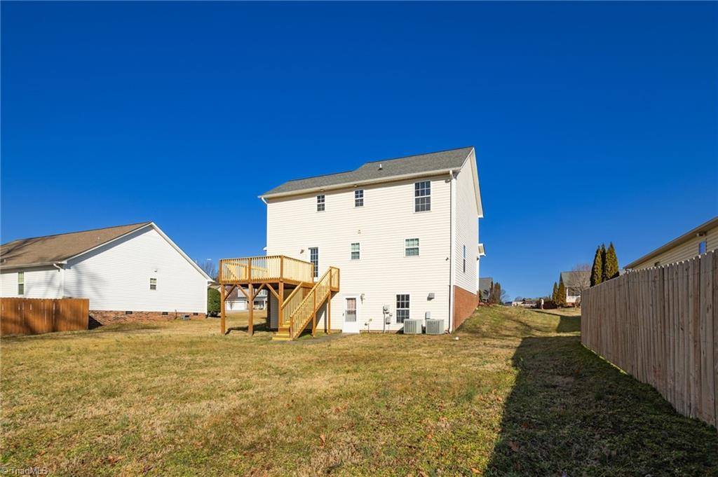 7 Trotters Run, Thomasville, NC 27360