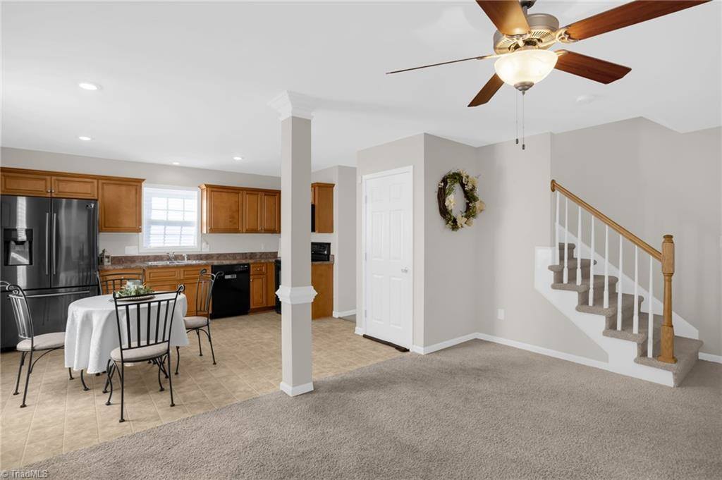 7 Trotters Run, Thomasville, NC 27360