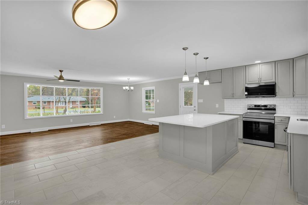 420 Collinwood Drive, Burlington, NC 27215