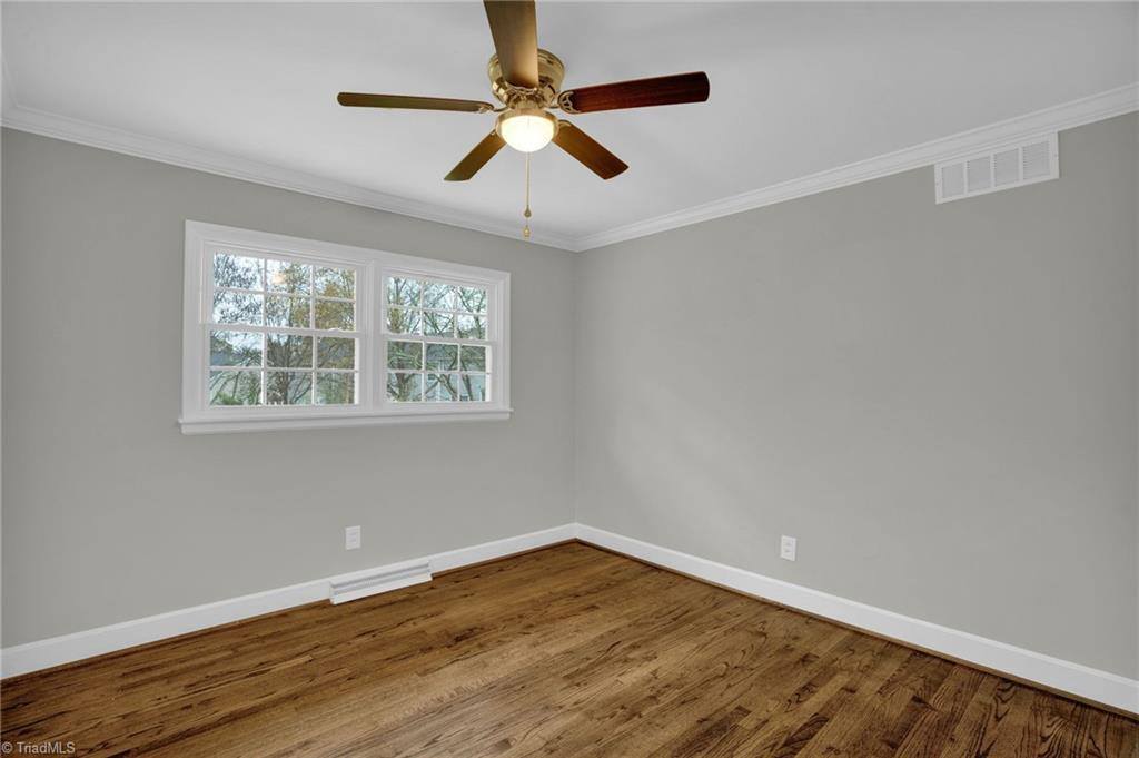 420 Collinwood Drive, Burlington, NC 27215