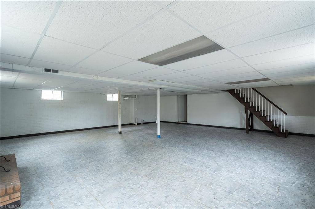 420 Collinwood Drive, Burlington, NC 27215