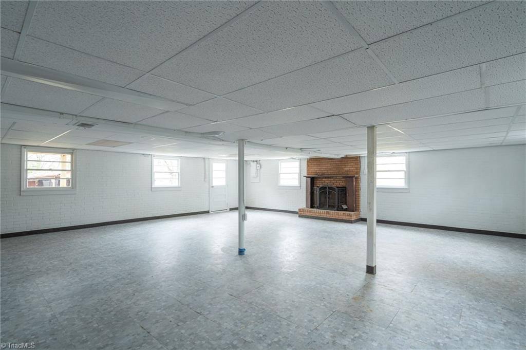 420 Collinwood Drive, Burlington, NC 27215