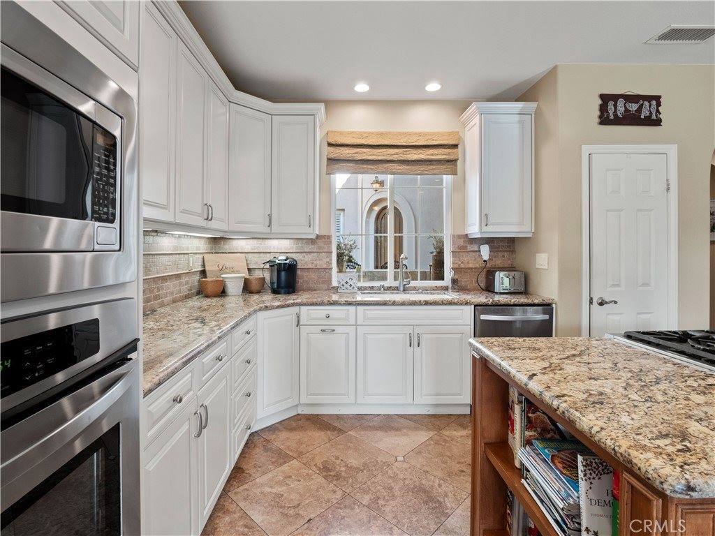 26913 Pinehurst Drive, Valencia, CA 91355