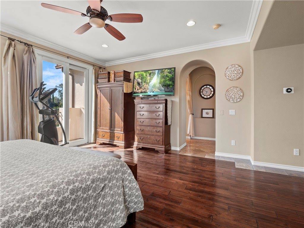 26913 Pinehurst Drive, Valencia, CA 91355