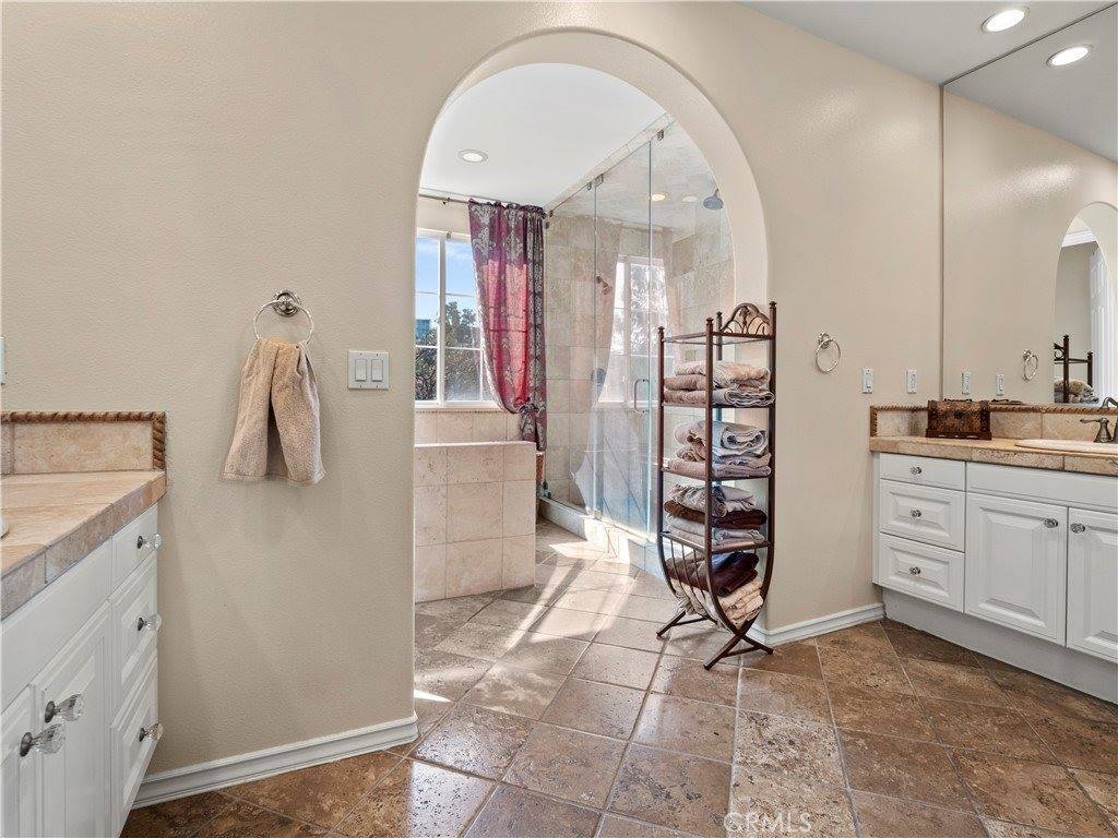 26913 Pinehurst Drive, Valencia, CA 91355