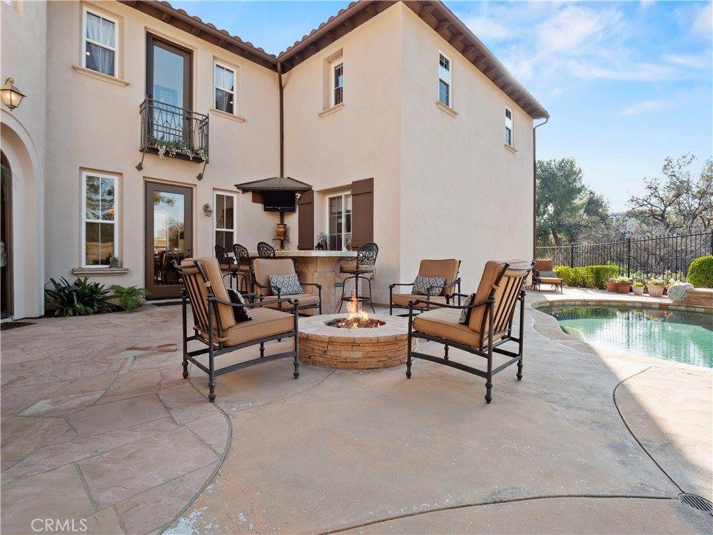 26913 Pinehurst Drive, Valencia, CA 91355