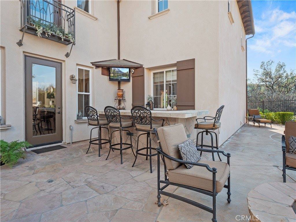 26913 Pinehurst Drive, Valencia, CA 91355