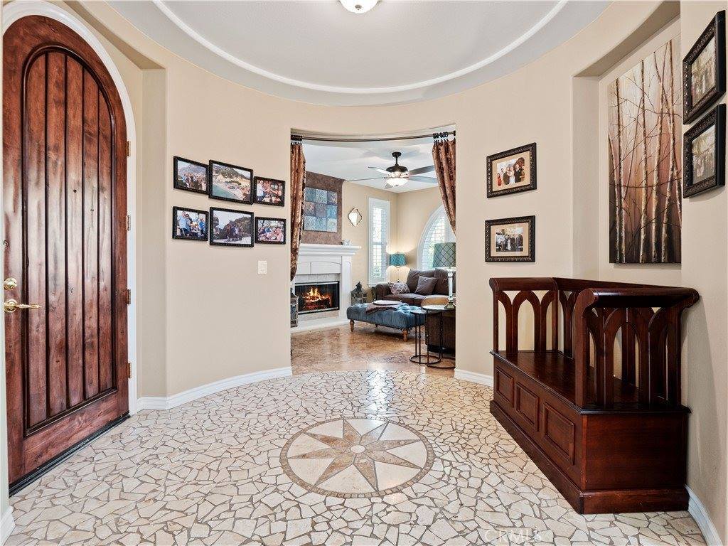 26913 Pinehurst Drive, Valencia, CA 91355