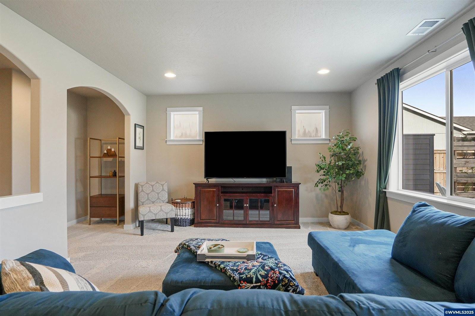 2019 Whitmore Dr, Albany, OR 97321