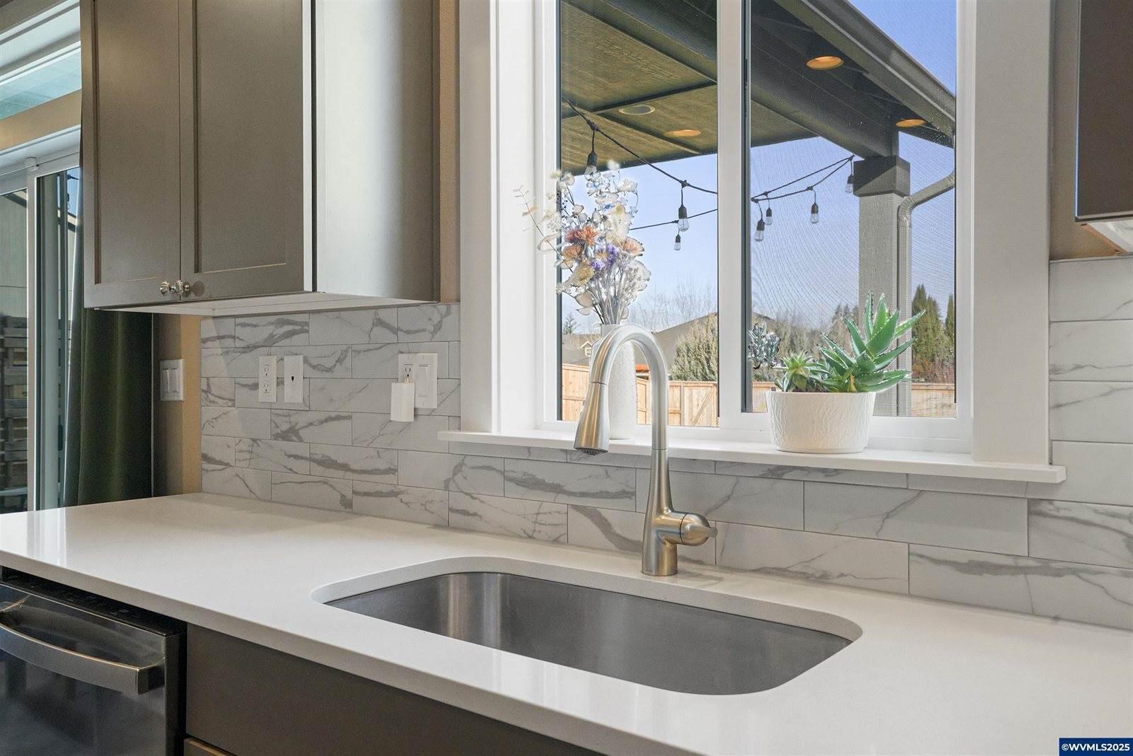 2019 Whitmore Dr, Albany, OR 97321