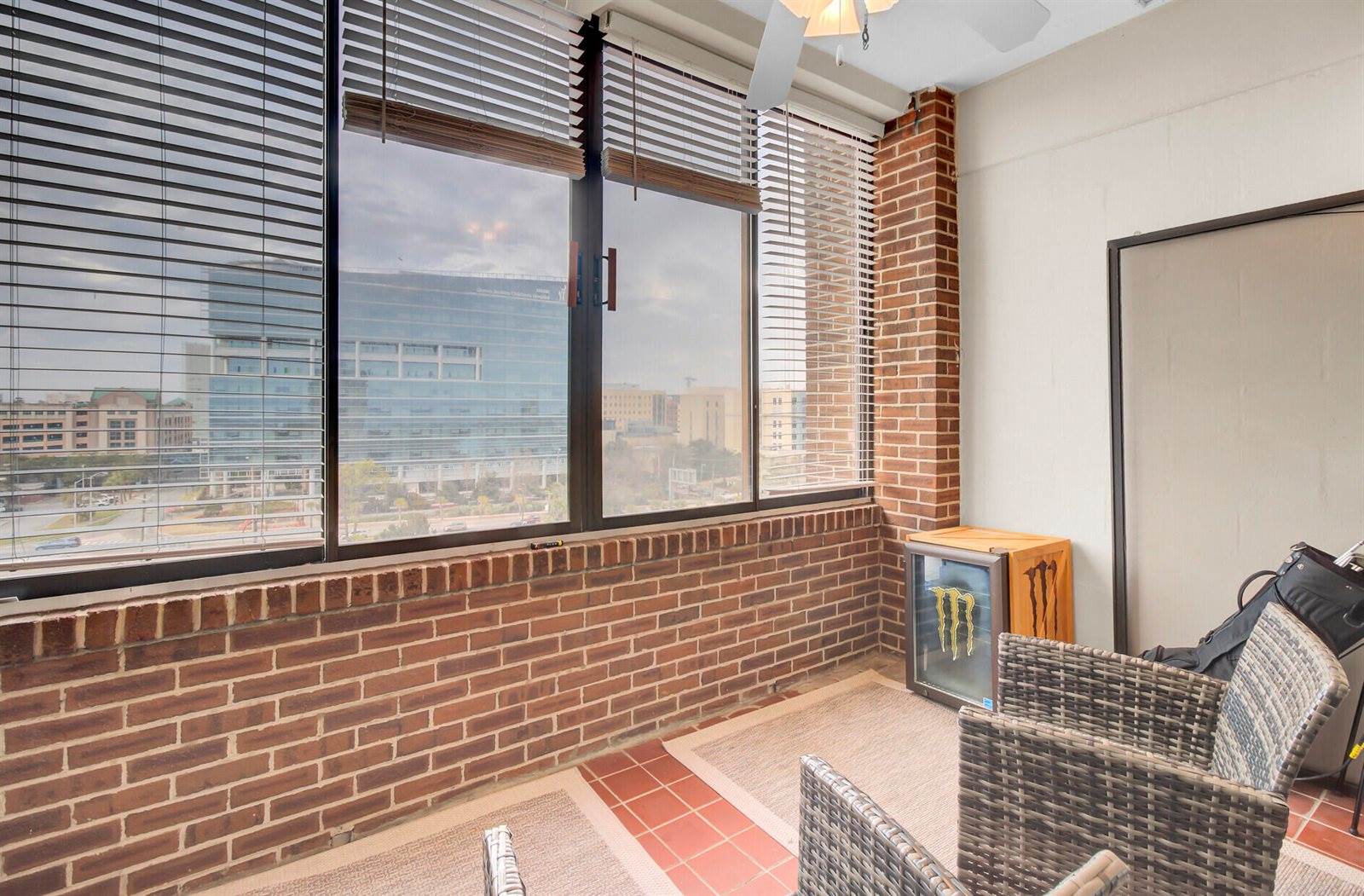 14 Lockwood Drive, Charleston, SC 29401