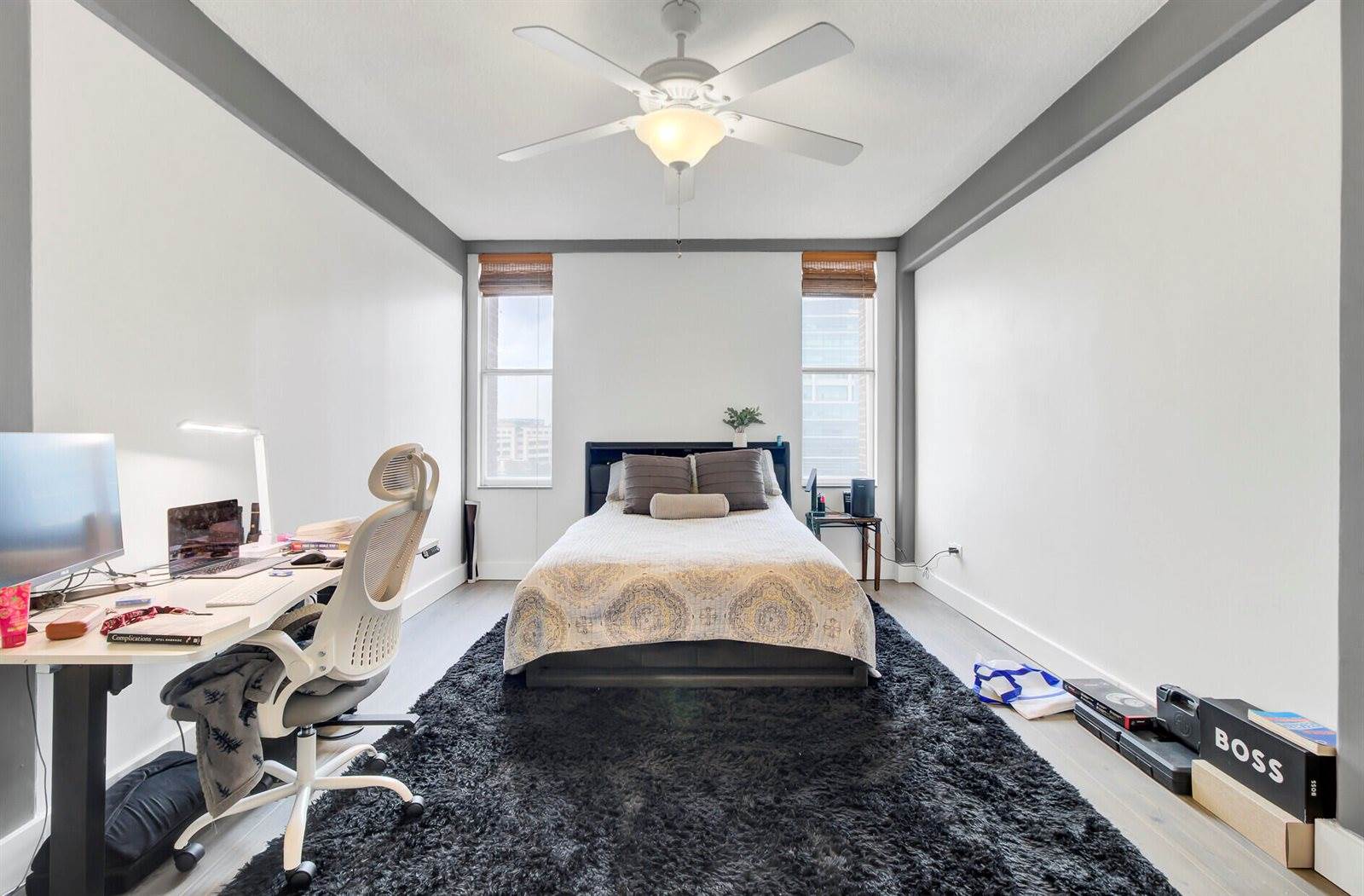 14 Lockwood Drive, Charleston, SC 29401