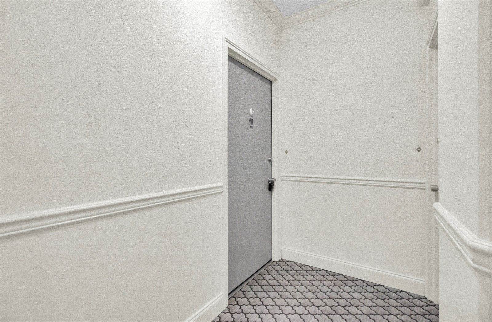 14 Lockwood Drive, Charleston, SC 29401