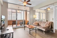 14 Lockwood Drive, Charleston, SC 29401