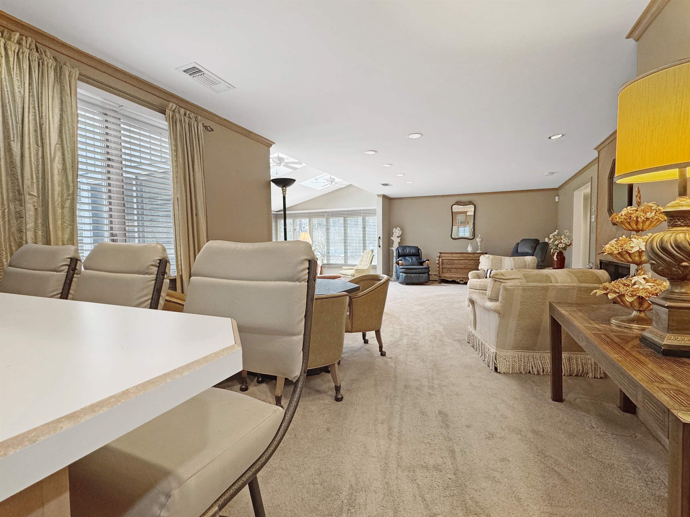 257 N Countryside Dr, Ashland, OH 44805