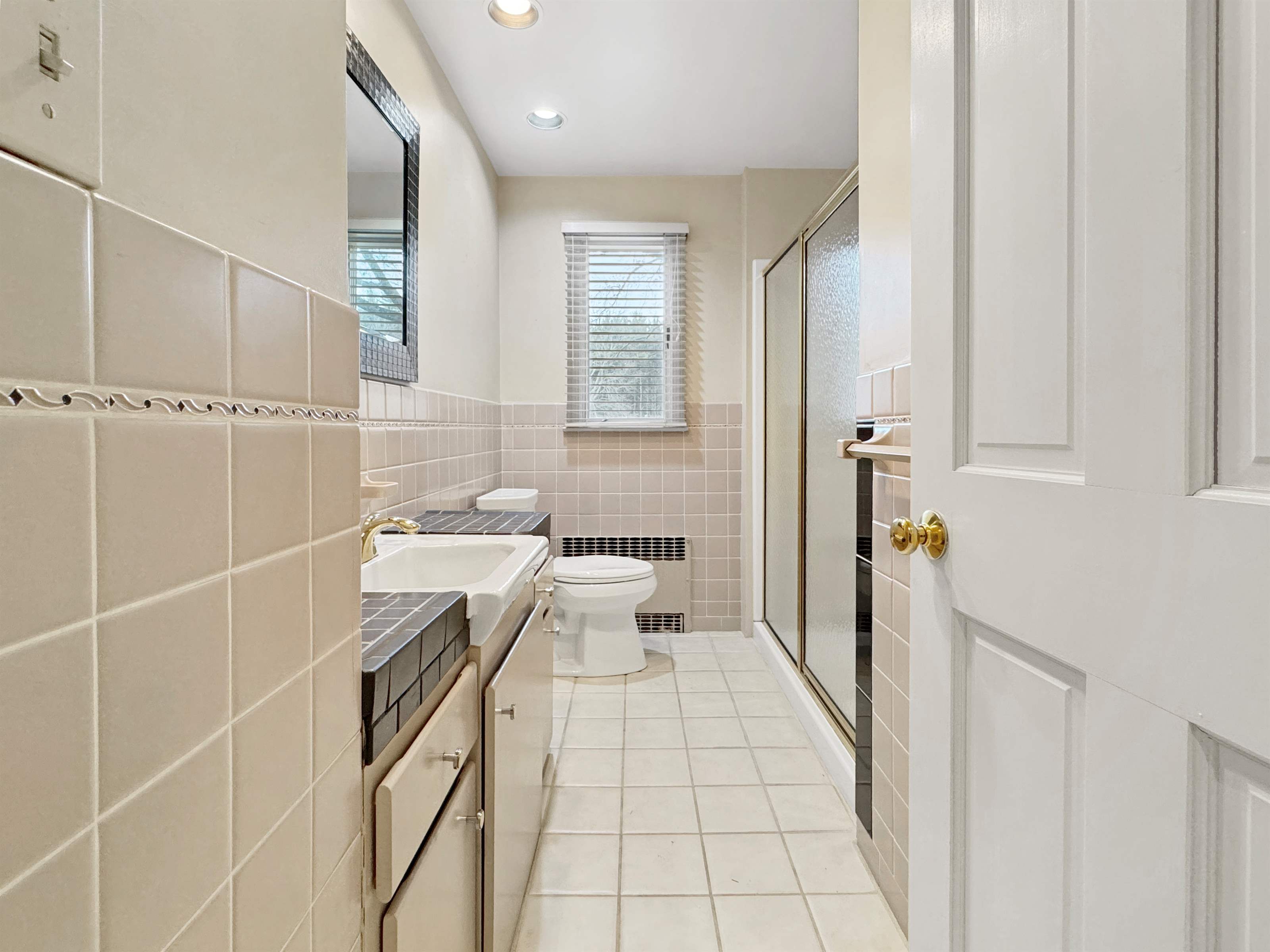 257 N Countryside Dr, Ashland, OH 44805