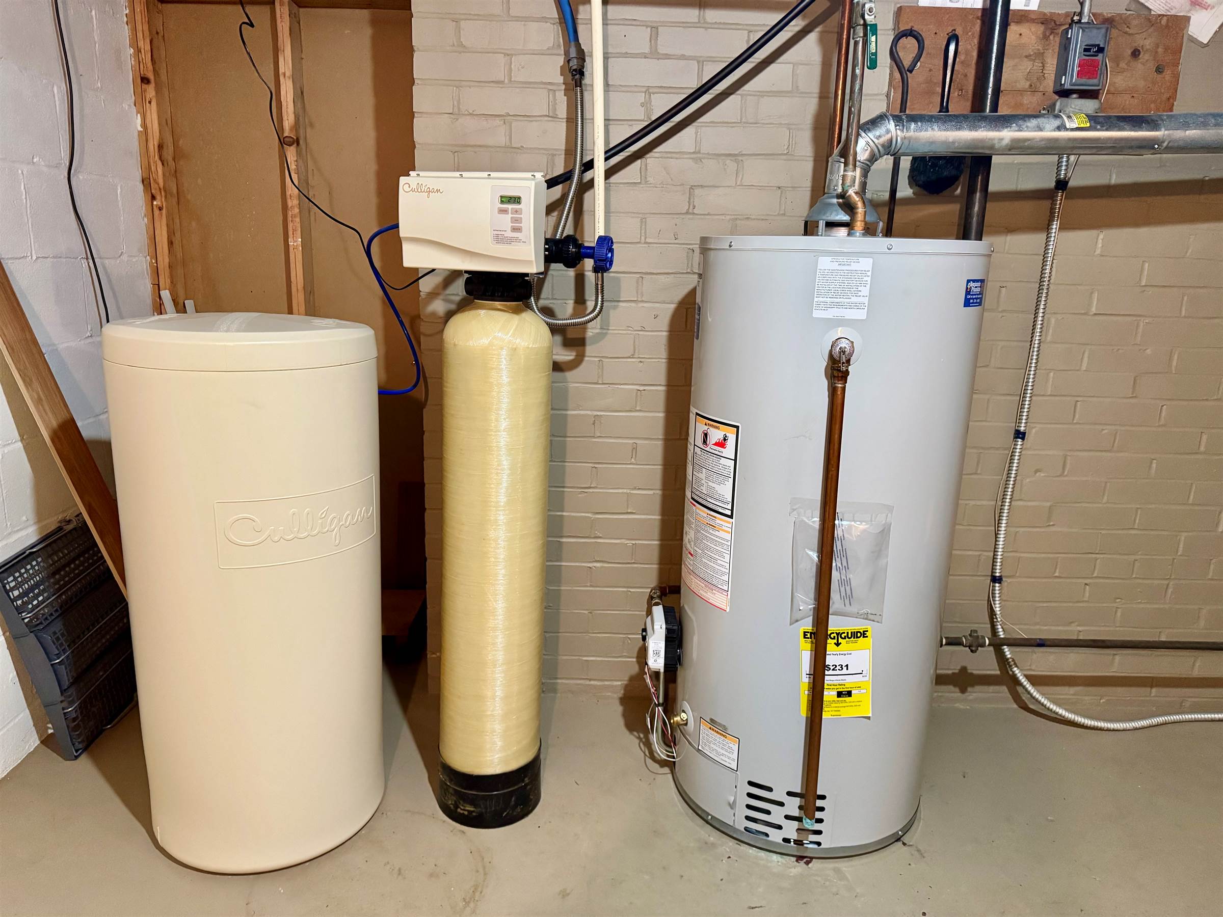 257 N Countryside Dr, Ashland, OH 44805