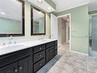 257 N Countryside Dr, Ashland, OH 44805