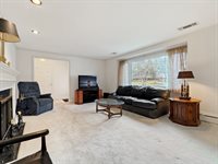 257 N Countryside Dr, Ashland, OH 44805