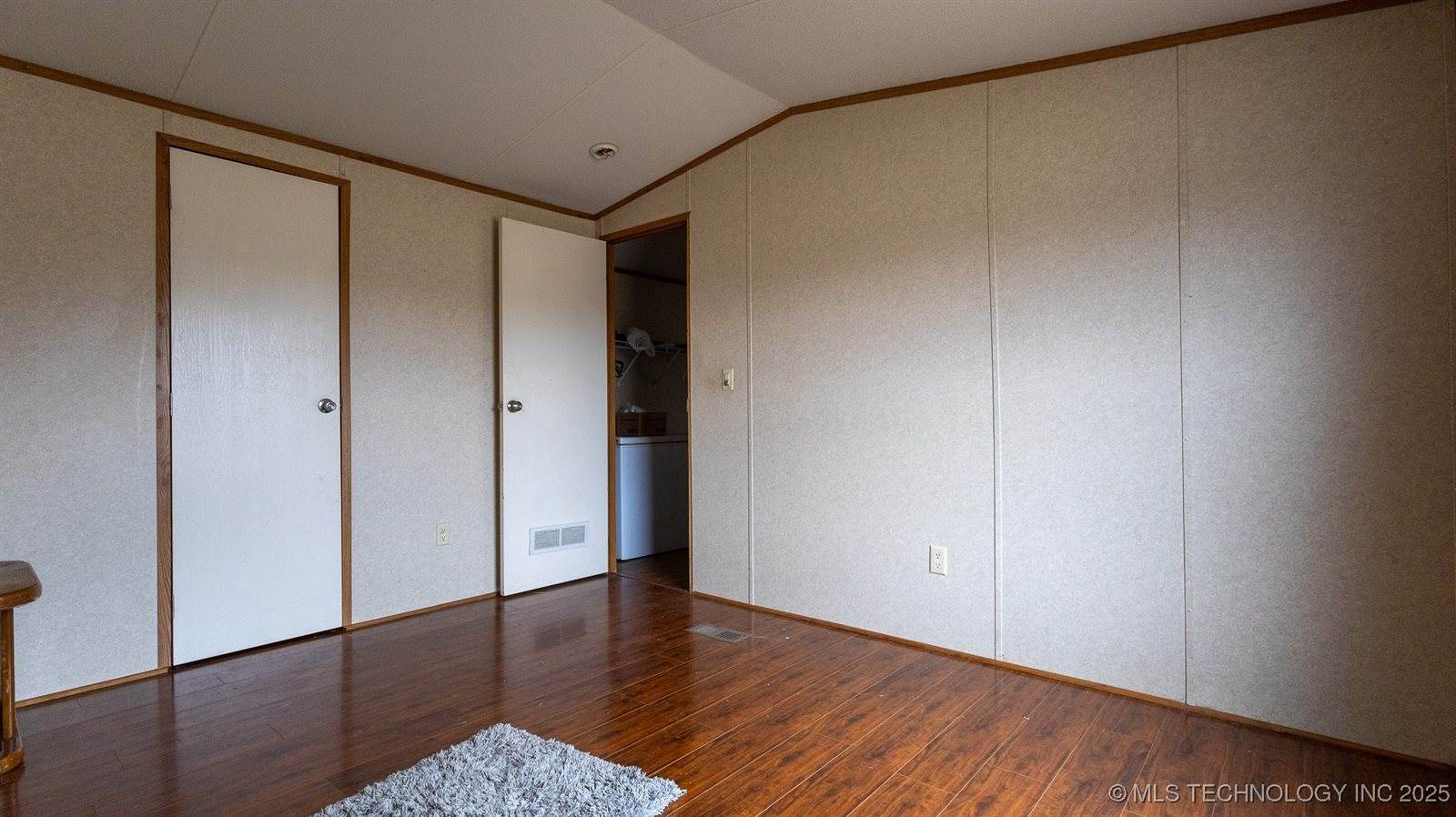 21506 East County Road 1190, Keota, OK 74941