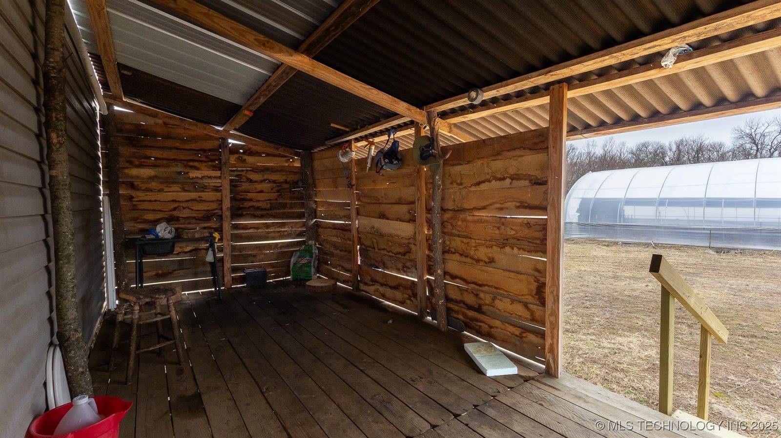 21506 East County Road 1190, Keota, OK 74941