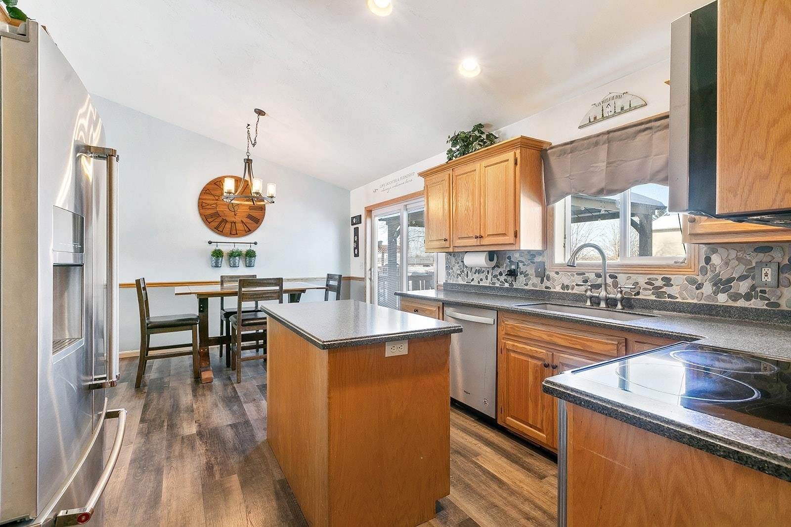 1504 Mcrae Circle, Green Bay, WI 54311