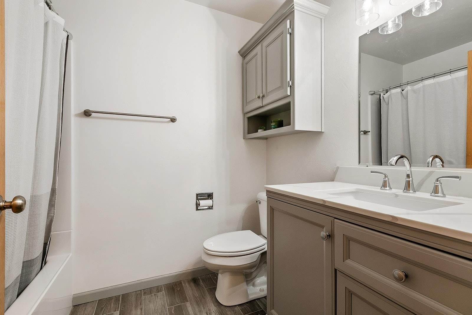 1504 Mcrae Circle, Green Bay, WI 54311