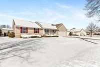 1504 Mcrae Circle, Green Bay, WI 54311