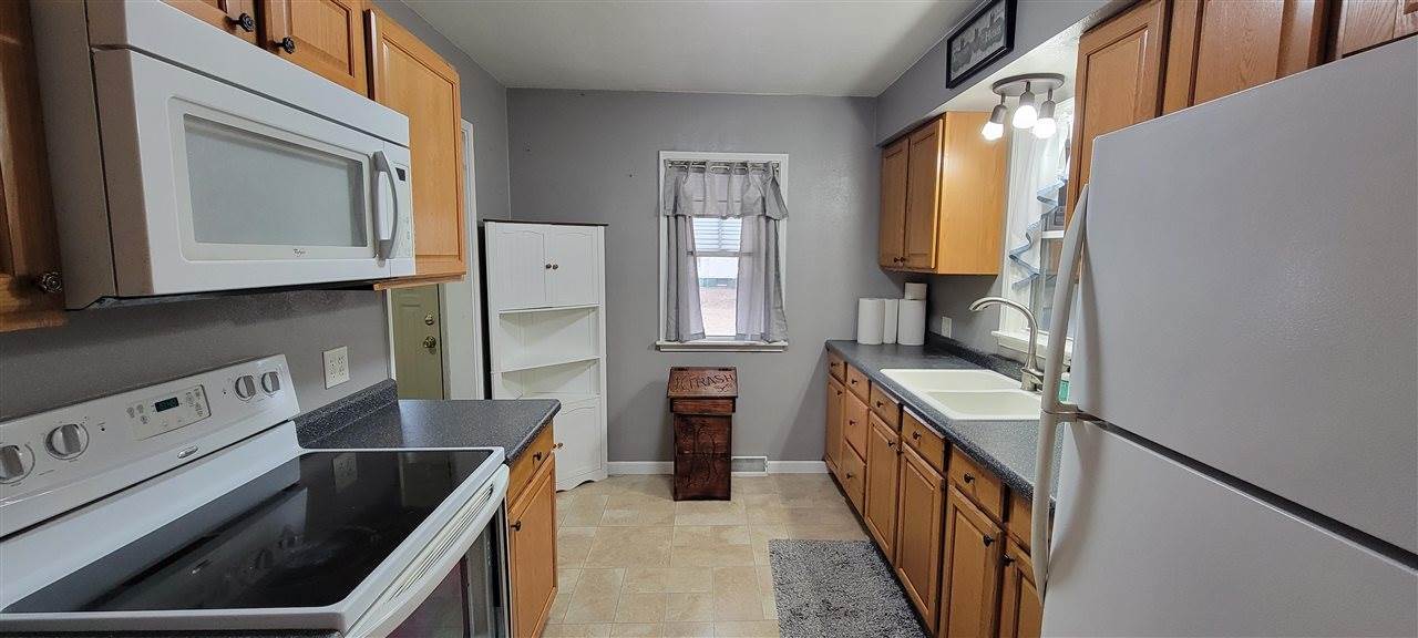 302 Voorhees, Rockville, IN 47872