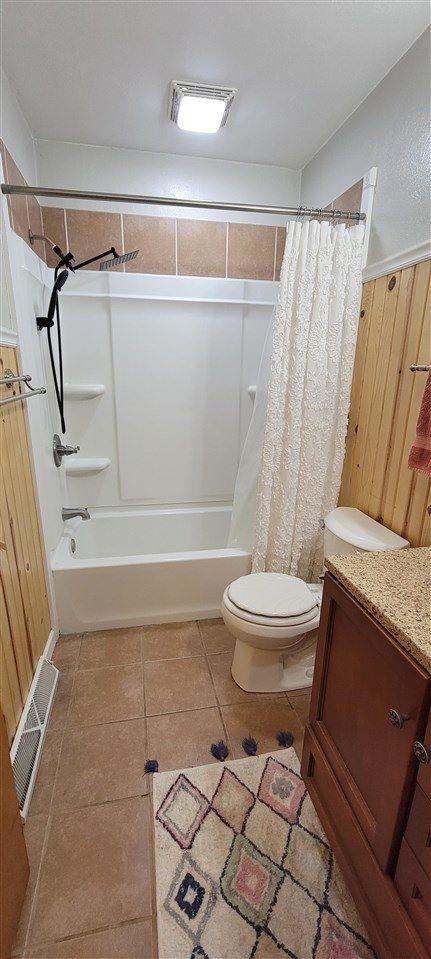 302 Voorhees, Rockville, IN 47872