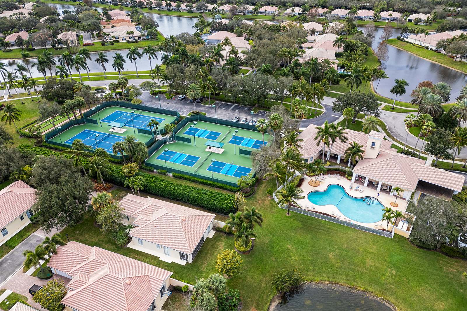 821 Niemen Drive, Palm Beach Gardens, FL 33410