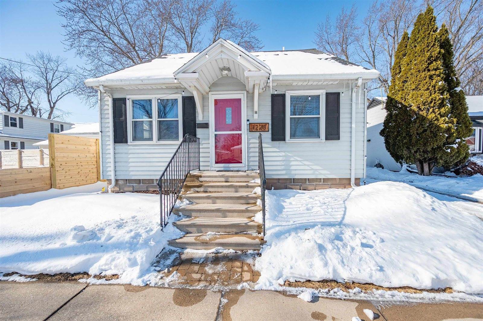 1228 South Norwood Avenue, Green Bay, WI 54304