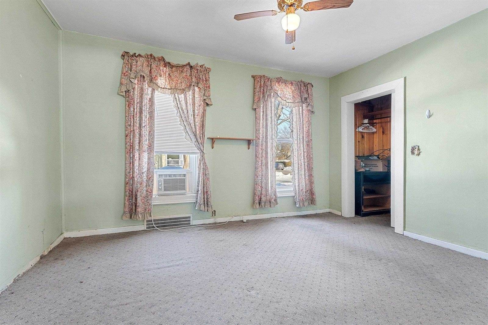 1403 Parnell Street, Marinette, WI 54143