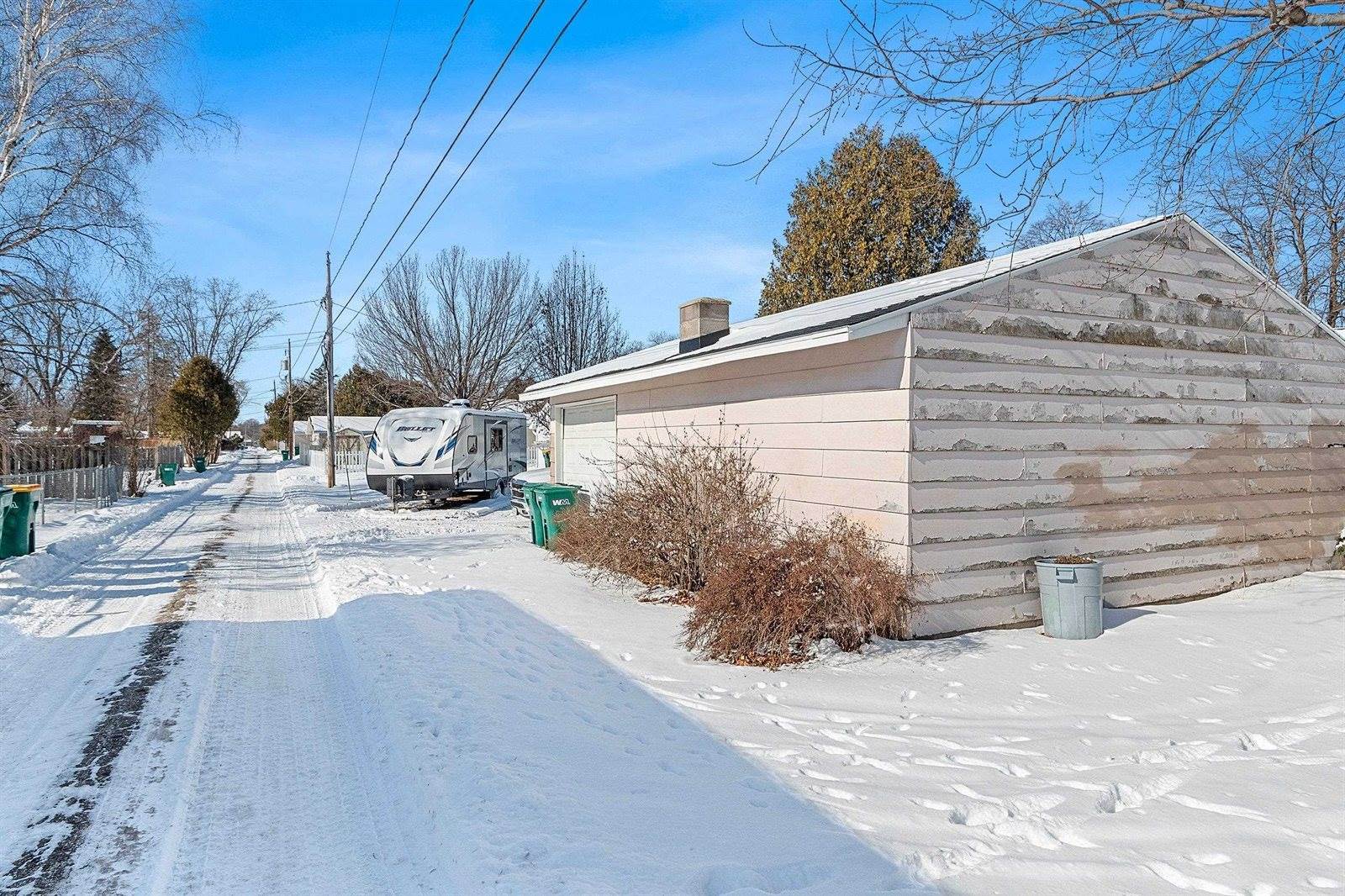 1403 Parnell Street, Marinette, WI 54143