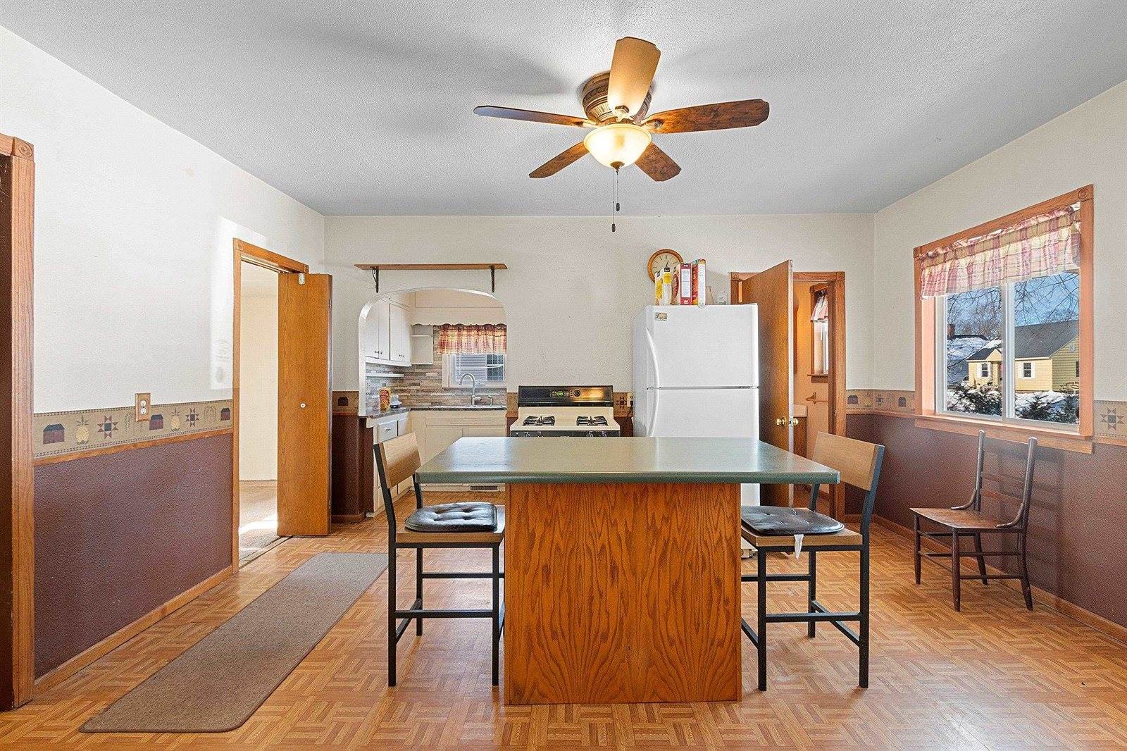 1403 Parnell Street, Marinette, WI 54143