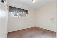 1403 Parnell Street, Marinette, WI 54143