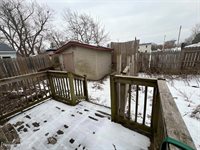 809 Neubert Avenue, Flint, MI 48507