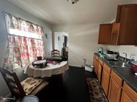 809 Neubert Avenue, Flint, MI 48507